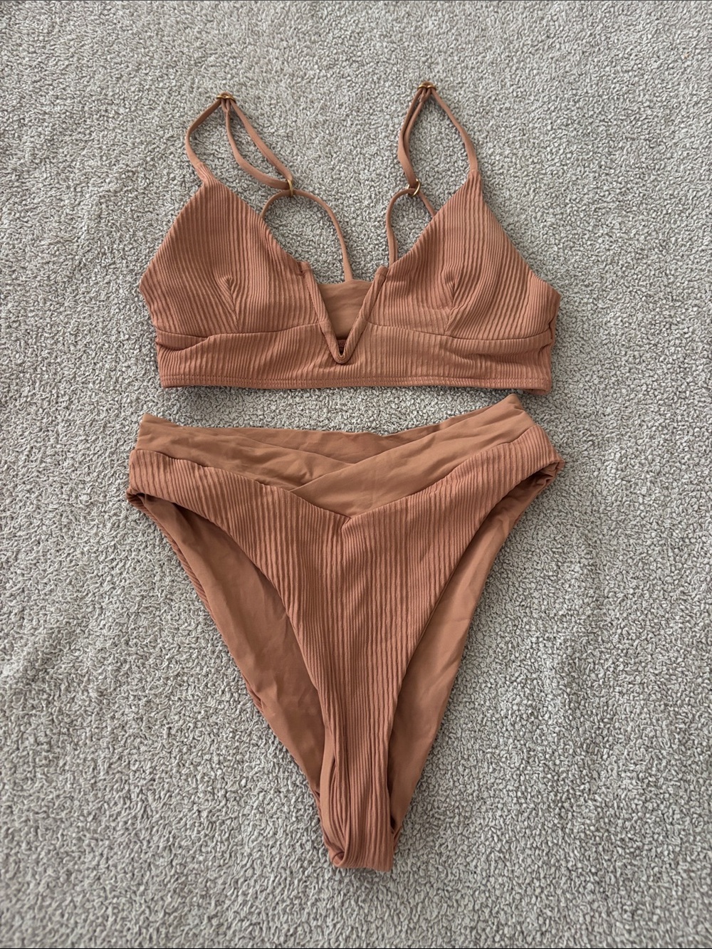 l*space Rust Ribbed V-Notch Bikini Set